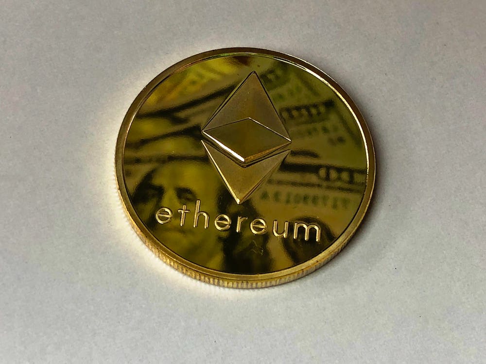 Ethereum (ETH)